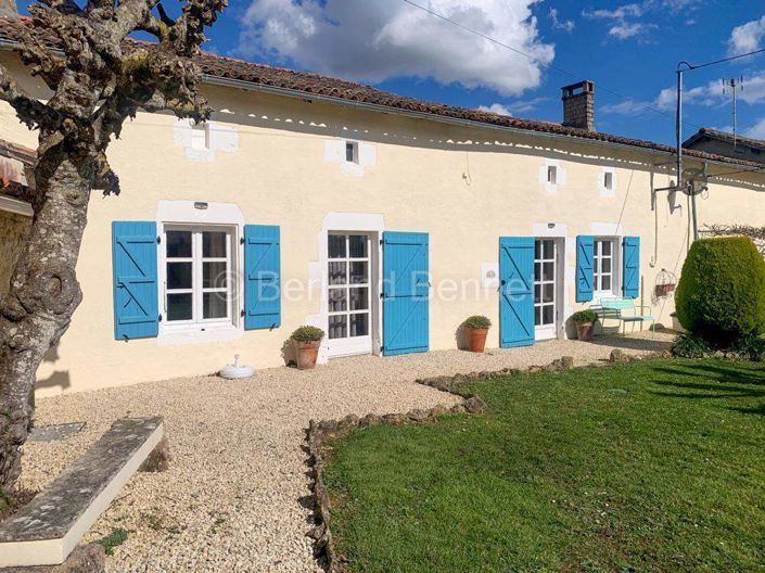 Image No.17-8 Bed House for sale