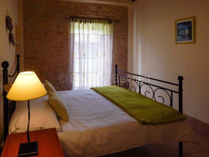 Image No.27-8 Bed House for sale