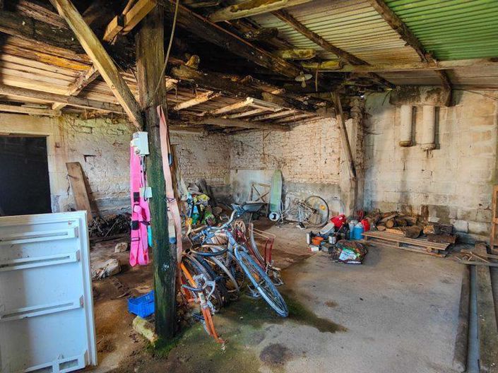 Image No.10-2 Bed House for sale