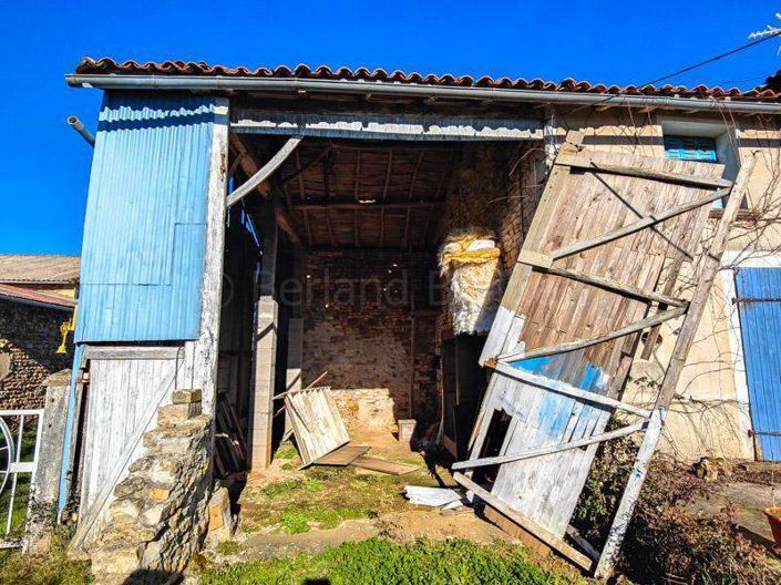 Image No.8-2 Bed House for sale