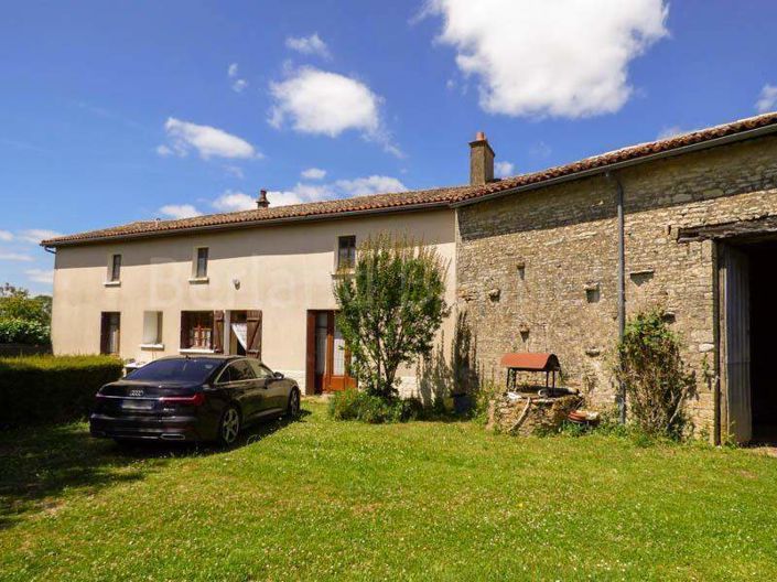 Image No.1-4 Bed House for sale