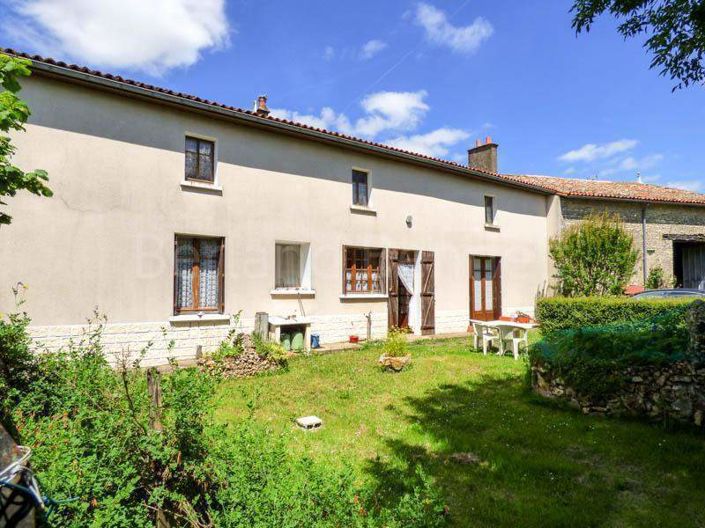 Image No.18-4 Bed House for sale