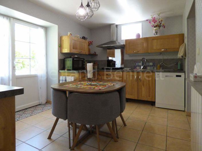 Image No.6-Maison de 3 chambres à vendre à Sauzé-Vaussais