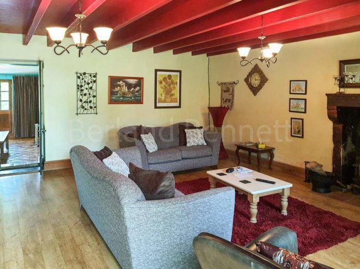 Image No.4-Maison de 4 chambres à vendre à Sauzé-Vaussais