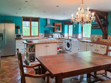 c67c0bd3-a280-4b7d-45b5-d39ed35dff30