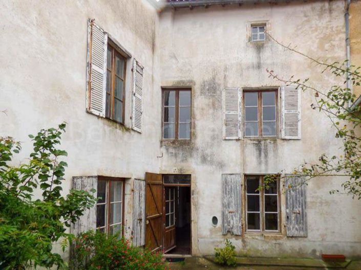 Image No.1-3 Bed House for sale