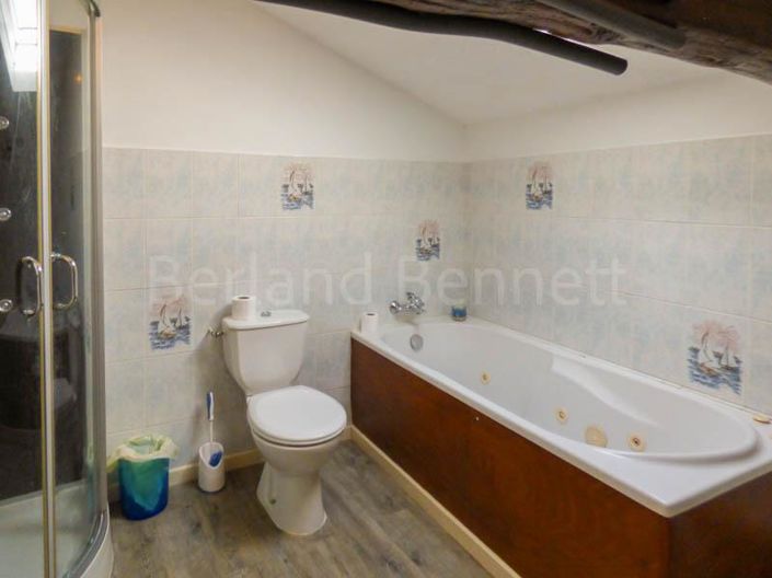 Image No.12-3 Bed House for sale