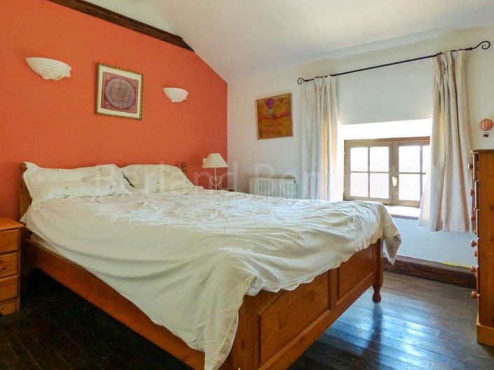 Image No.9-3 Bed House for sale