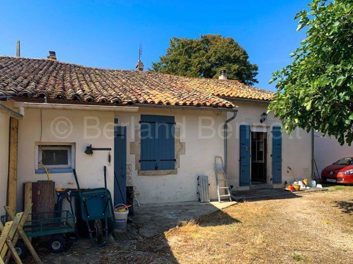 Image No.1-3 Bed House for sale