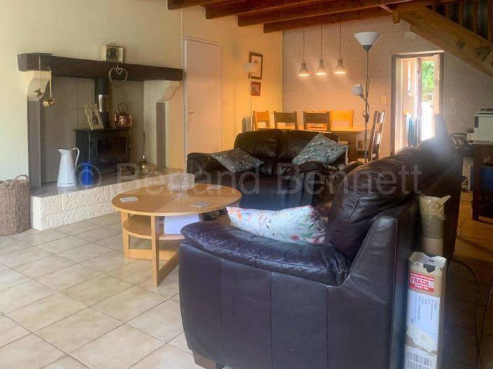 Image No.4-3 Bed House for sale