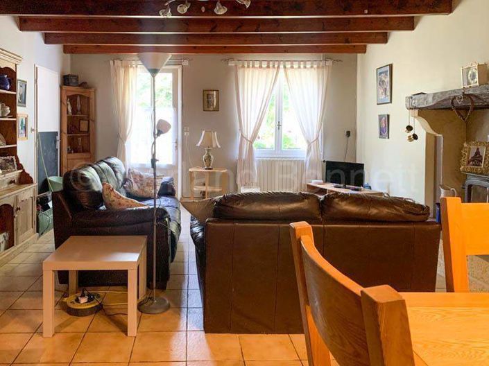 Image No.5-3 Bed House for sale