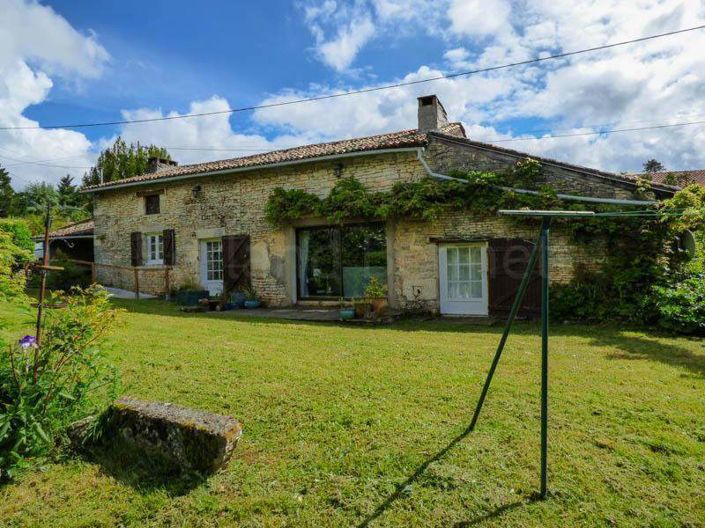 Image No.1-3 Bed House for sale