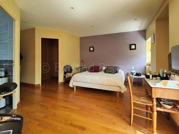 Image No.11-4 Bed House for sale