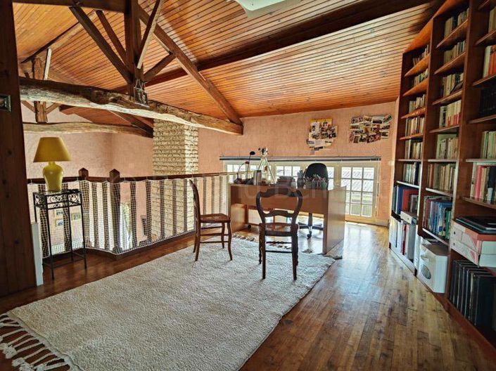 Image No.13-4 Bed House for sale