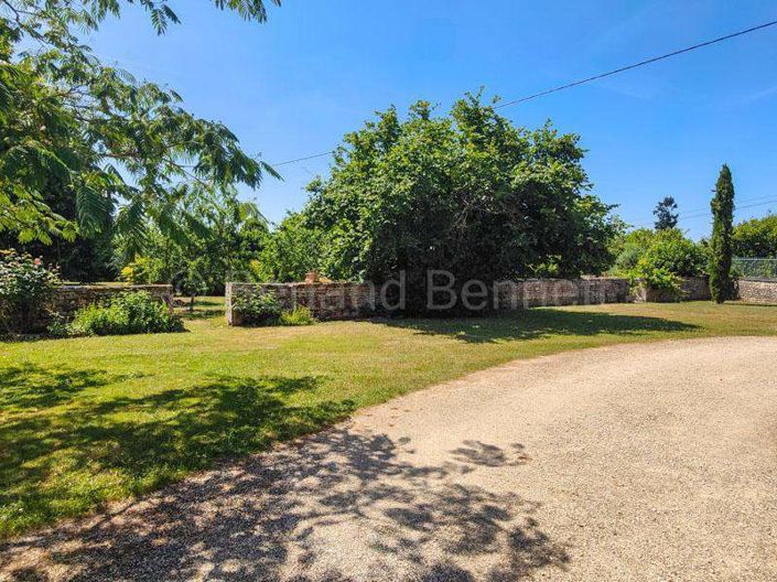 Image No.23-4 Bed House for sale