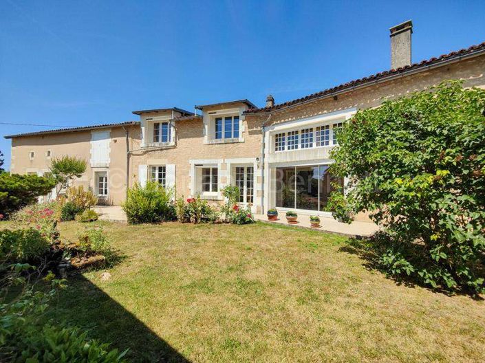 Image No.26-4 Bed House for sale