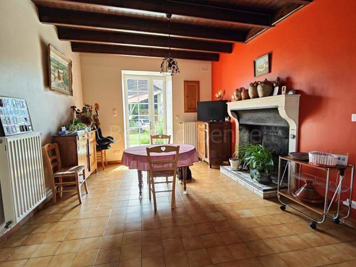 Image No.3-4 Bed House for sale