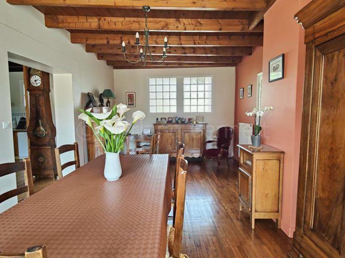 Image No.6-4 Bed House for sale