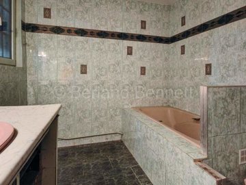 5541b220-1755-79fb-7e61-869880905fc4