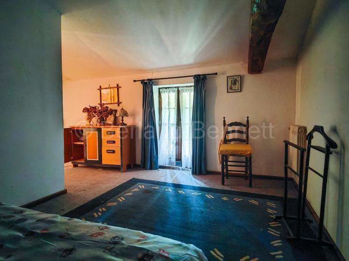 Image No.20-4 Bed House for sale