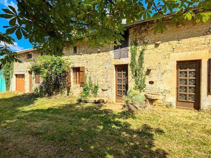 Image No.25-4 Bed House for sale