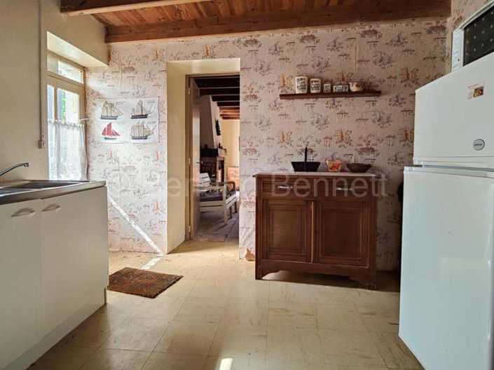 Image No.9-4 Bed House for sale