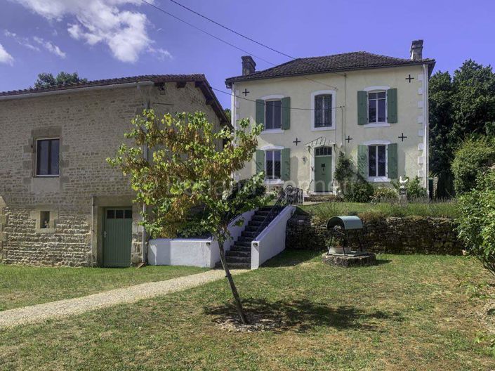 Image No.1-3 Bed House for sale