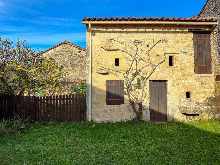 Image No.20-2 Bed House for sale