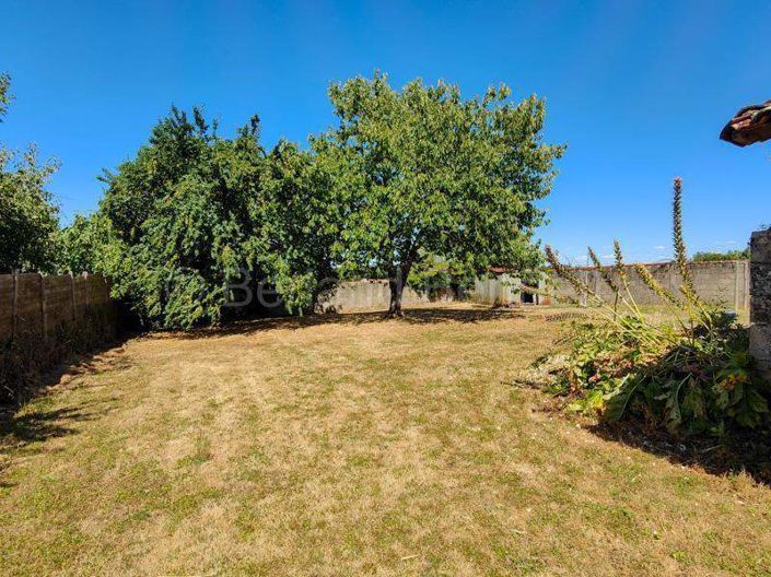 Image No.16-Maison de 2 chambres à vendre à Sauzé-Vaussais