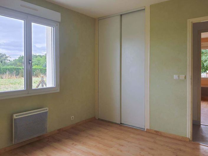 Image No.8-Maison de 3 chambres à vendre à Sauzé-Vaussais