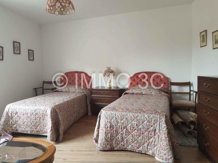 Image No.11-5 Bed House for sale