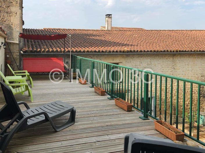 Image No.12-5 Bed House for sale