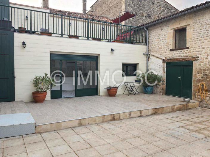 Image No.17-5 Bed House for sale