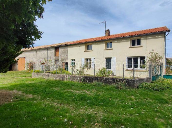 Image No.1-4 Bed House for sale