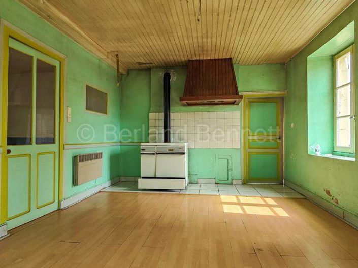 Image No.8-4 Bed House for sale