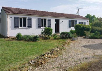 1 - Civray, Maison