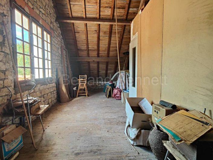 Image No.19-5 Bed House for sale