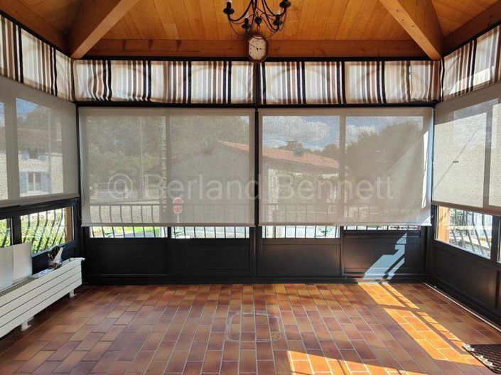 Image No.8-5 Bed House for sale