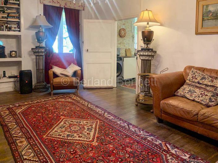 Image No.6-2 Bed House for sale