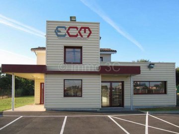 b279028d-b034-4177-ea7a-122cd278e590