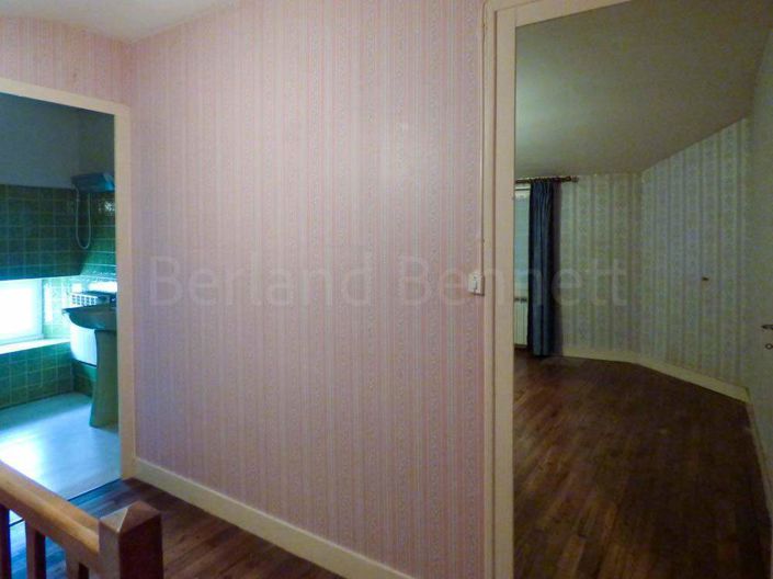 Image No.6-1 Bed House for sale