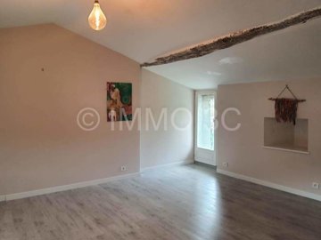 51016233-18f9-b577-5e73-03804117da95