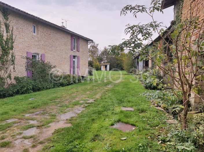 Image No.17-Maison de 5 chambres à vendre à Lezay