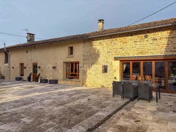 1 - Sauzé-Vaussais, Maison