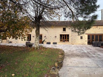 94b99d44-3018-051b-55c4-1147894190c3