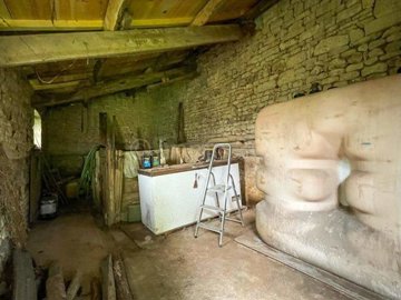 63c7df34-e929-8677-0e90-804e37c112fd