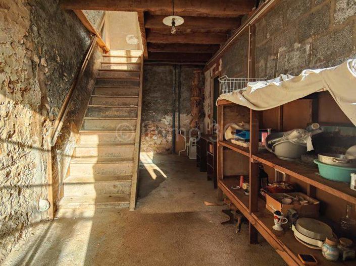 Image No.9-2 Bed House for sale