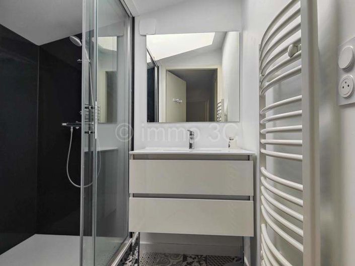 Image No.20-5 Bed House for sale