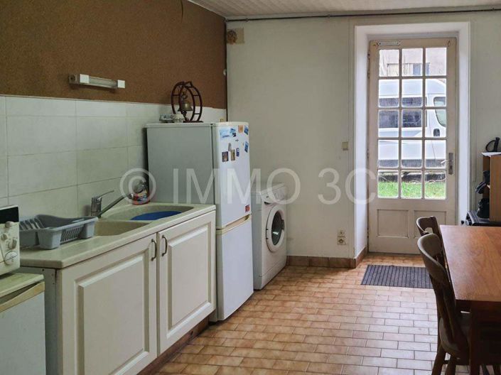 Image No.3-3 Bed House for sale