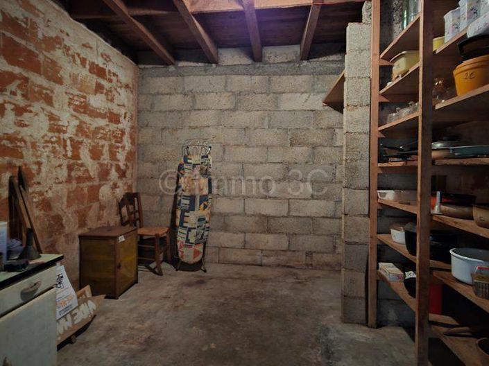 Image No.11-3 Bed House for sale